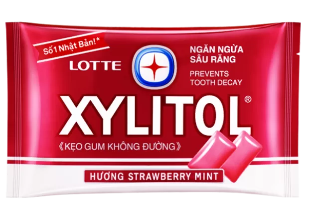 Жевательная резинка Xylitol Strawberry Mint