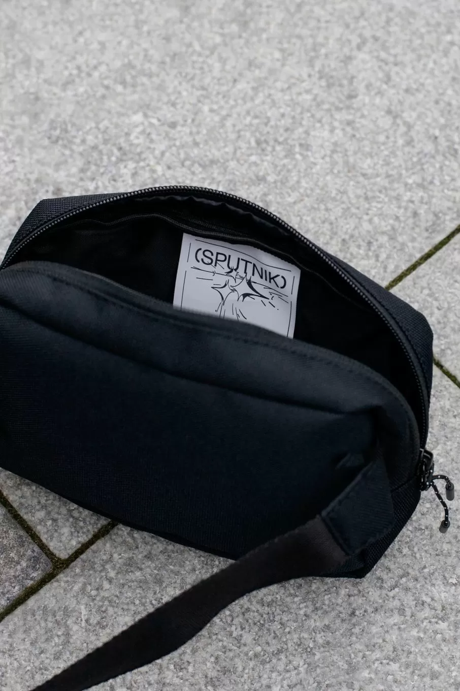Поясная сумка Sputnik Waist Bag черная