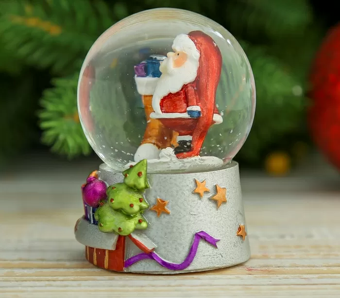 Водяной шар Дедушка Мороз с рождественским носком