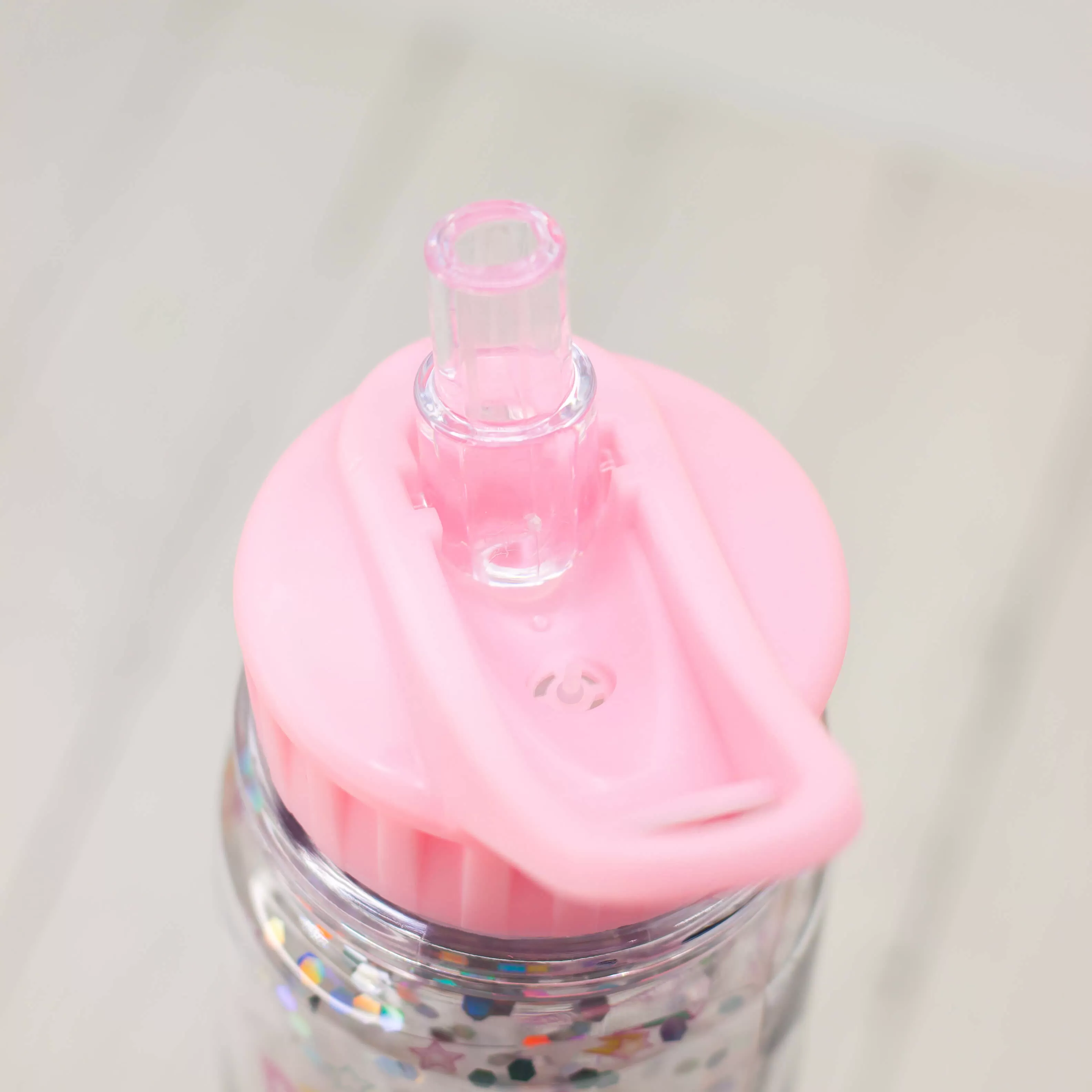 Бутылка Sticker love (light pink), 500 мл.