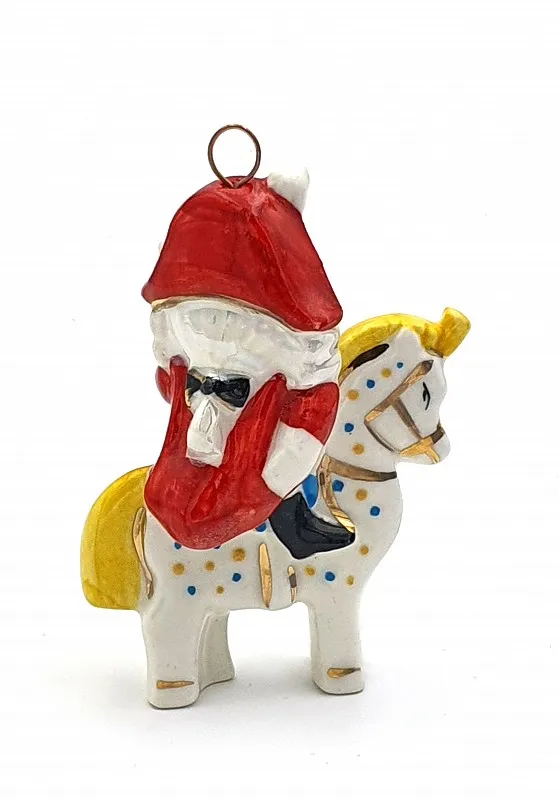 Елочная игрушка Щелкунчик на коне (красный)