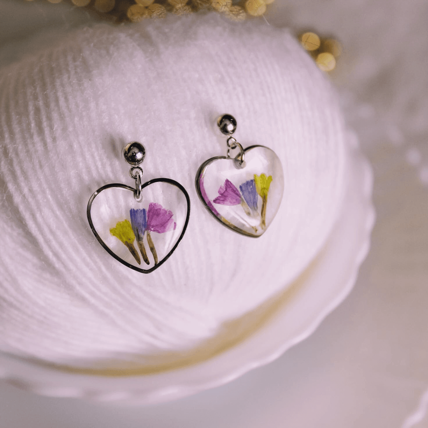 Серьги-сердечки С Цветочной композицией