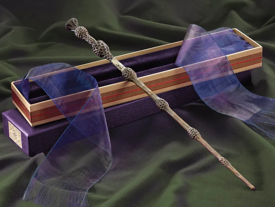 Коллекционная волшебная палочка Дамблдора (Бузинная палочка) (36 см) 39452